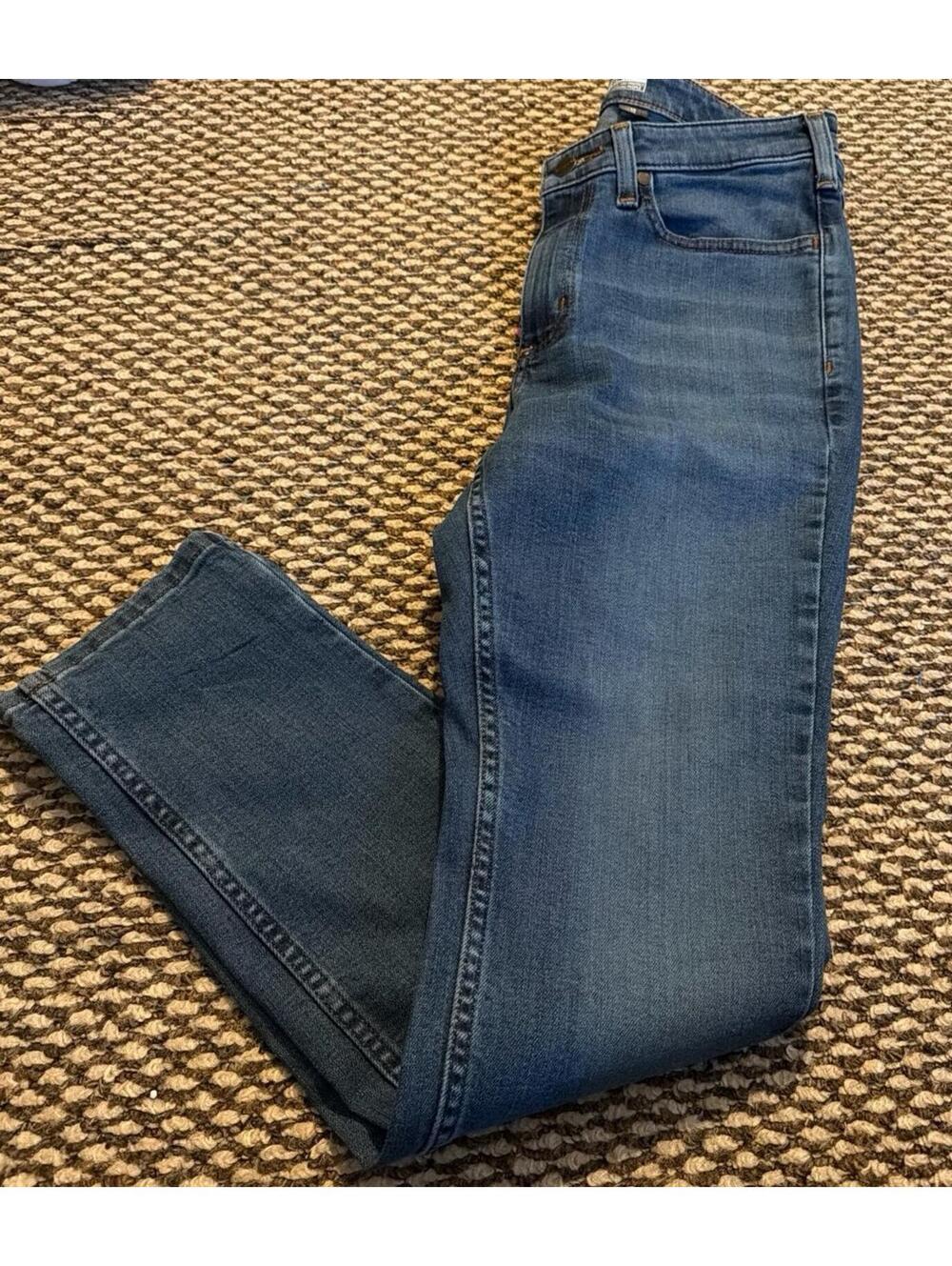 NWT Carhartt Rugged Flex Jeans Womens 10 Short